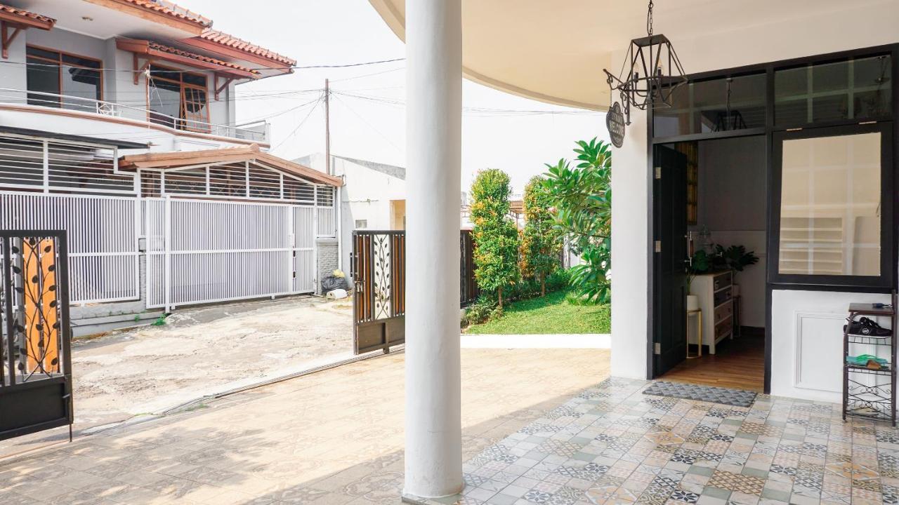 Vaccinated Staff - Spot On 2053 Granada Syariah Home Stay Μπαντούνγκ Εξωτερικό φωτογραφία